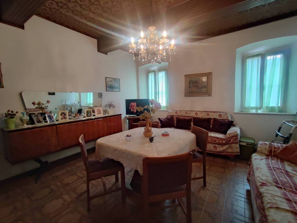 casa indipendente in vendita a Sabbioneta in zona Breda Cisoni