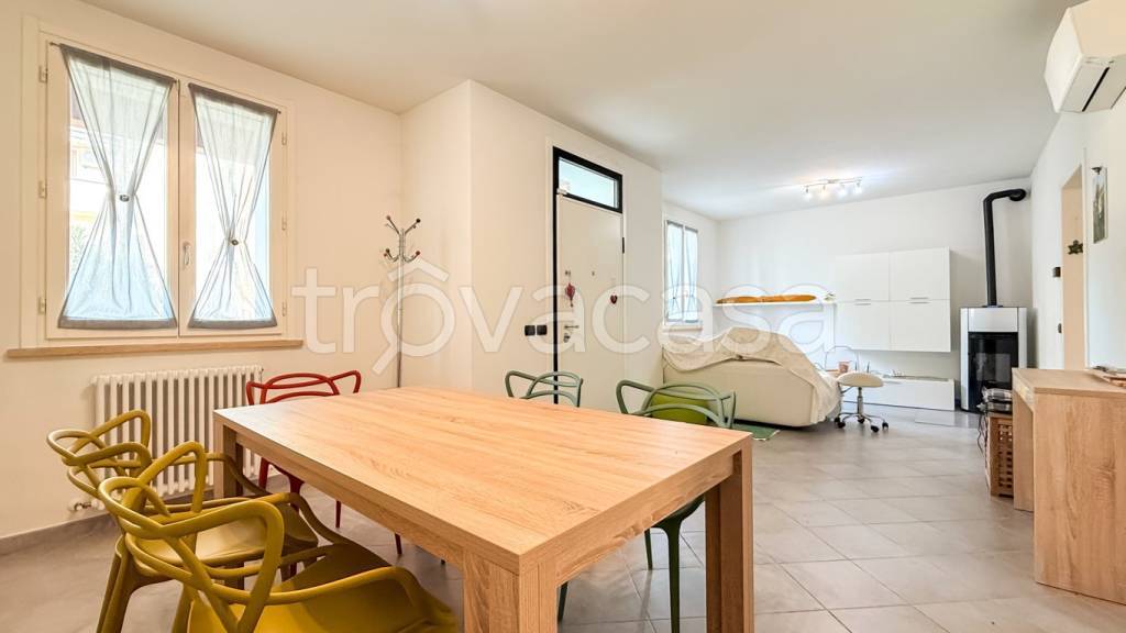 casa indipendente in vendita a Sabbioneta