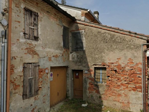 casa indipendente in vendita a Sabbioneta in zona Breda Cisoni