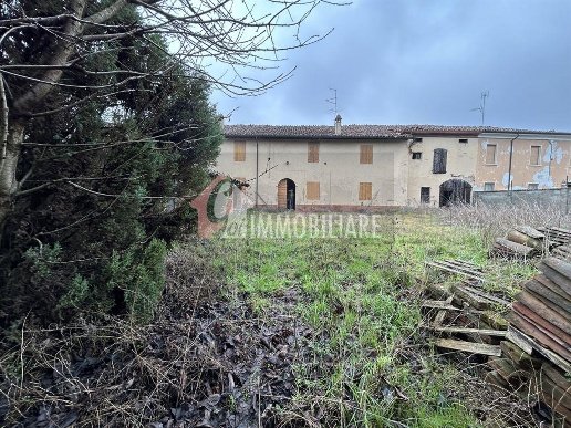casa indipendente in vendita a Sabbioneta in zona Ponteterra