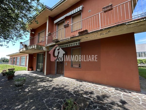 casa indipendente in vendita a Sabbioneta