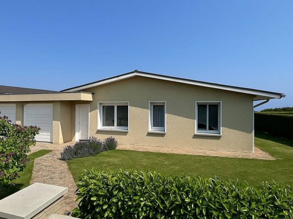 casa indipendente in vendita a Sabbioneta in zona Ponteterra
