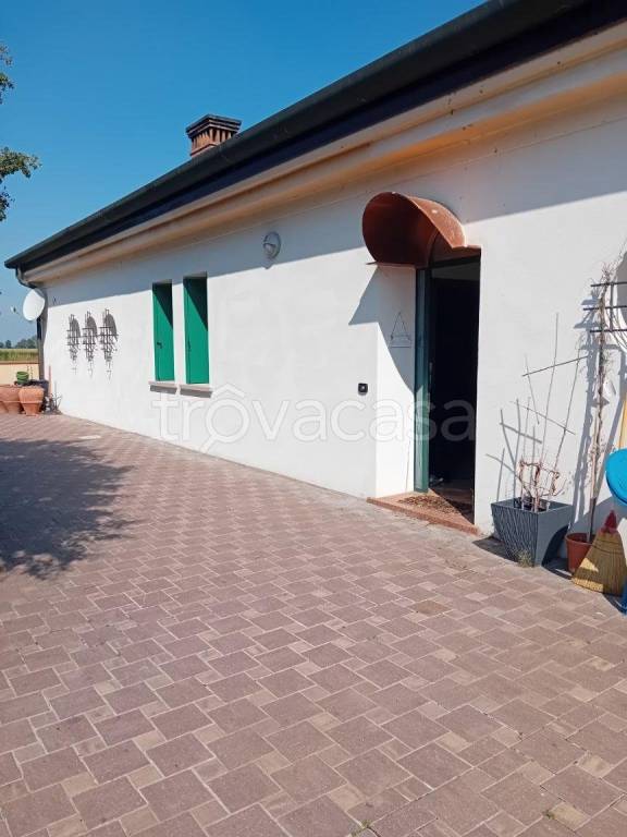 casa indipendente in vendita a Sabbioneta