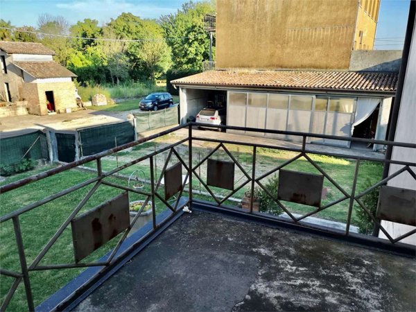 casa indipendente in vendita a San Benedetto Po in zona Gorgo