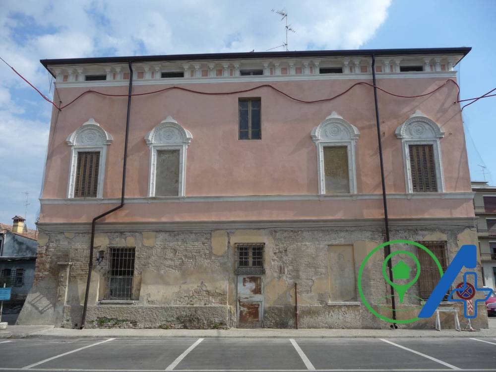 casa indipendente in vendita a San Benedetto Po
