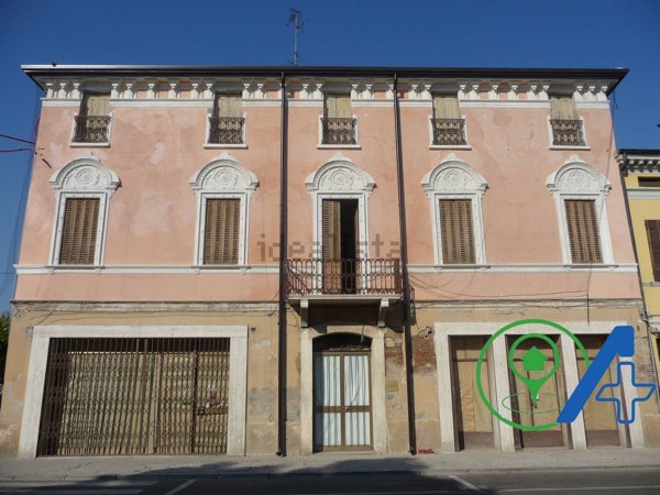 casale in vendita a San Benedetto Po