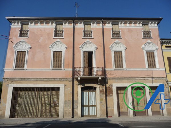 casa indipendente in vendita a San Benedetto Po