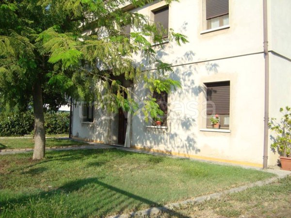 casa indipendente in vendita a San Benedetto Po