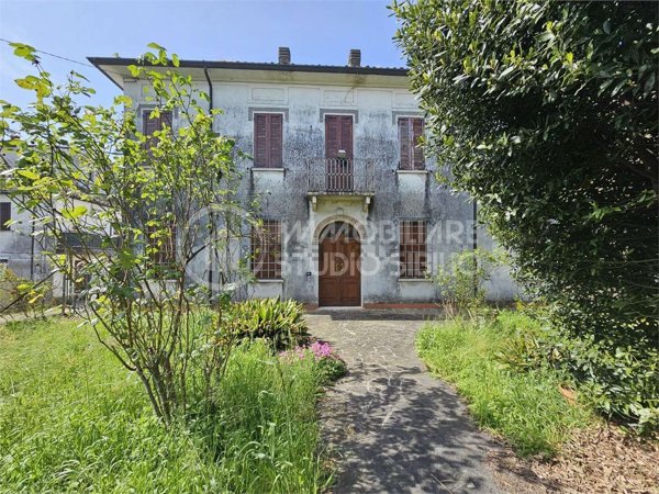 casa indipendente in vendita a San Benedetto Po in zona Portiolo