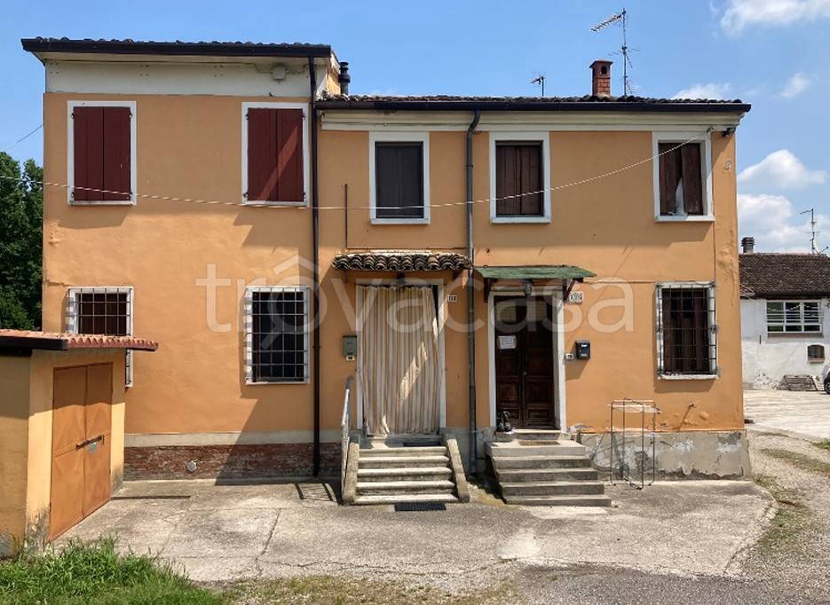 casa indipendente in vendita a San Benedetto Po in zona Portiolo