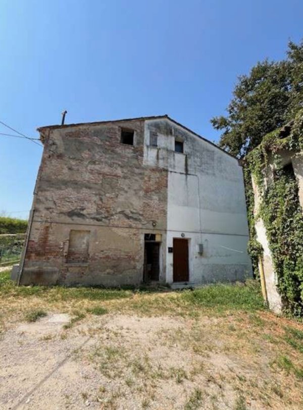 casa indipendente in vendita a San Benedetto Po