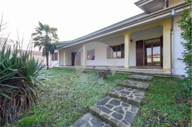 casa indipendente in vendita a San Benedetto Po in zona Portiolo