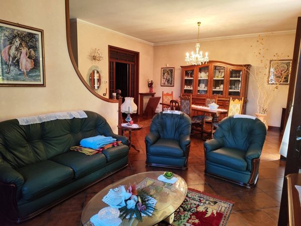 casa indipendente in vendita a San Benedetto Po