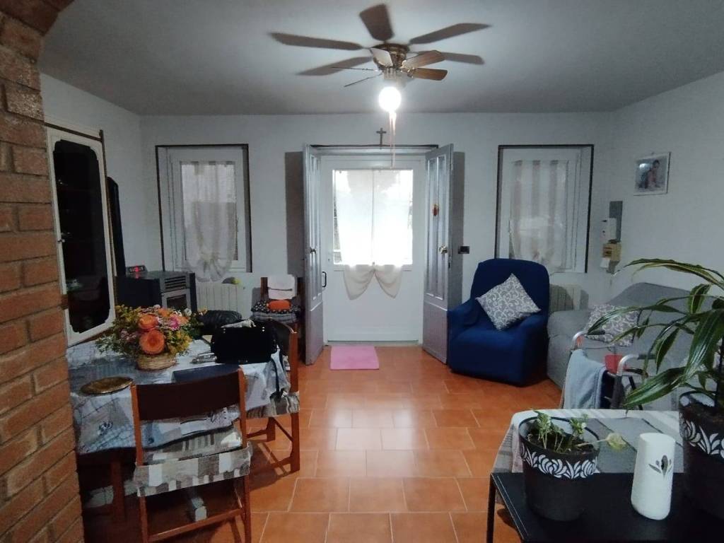 casa indipendente in vendita a San Benedetto Po in zona Mirasole