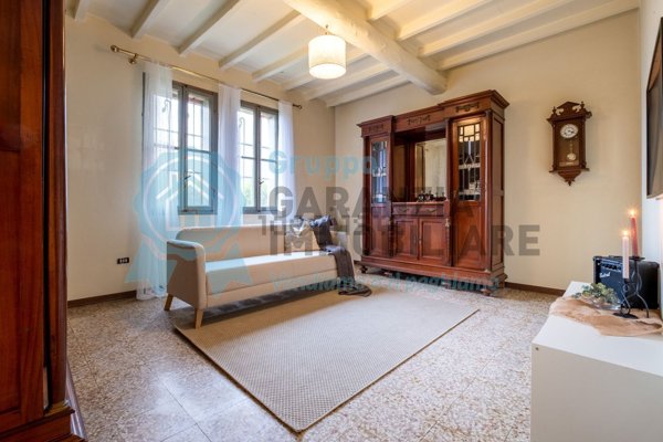 casa indipendente in vendita a San Benedetto Po