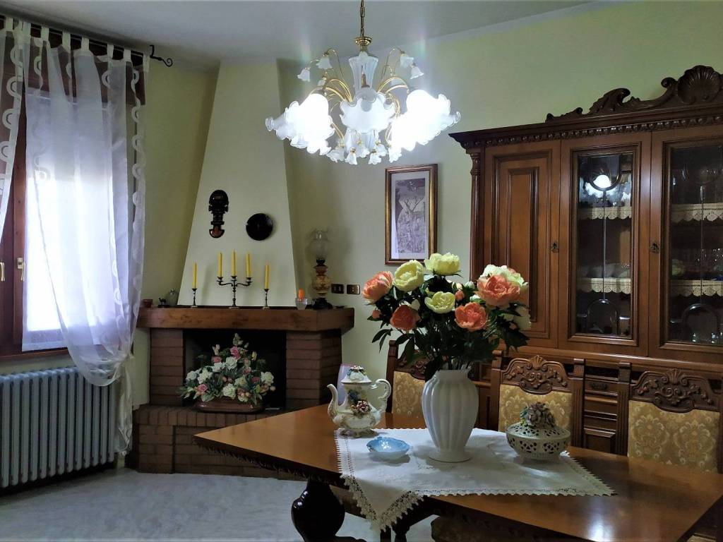 casa indipendente in vendita a San Benedetto Po