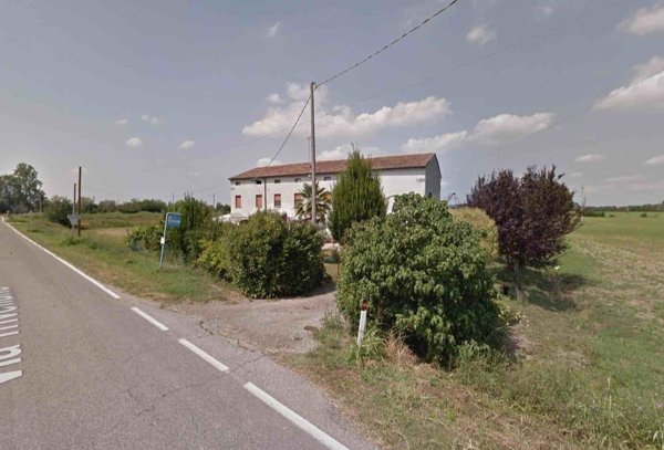 casa indipendente in vendita a San Benedetto Po