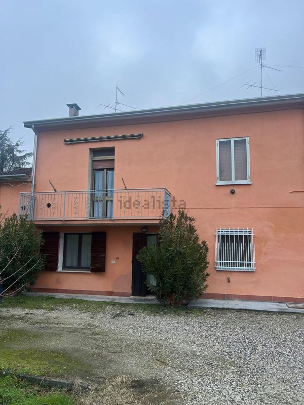 casa indipendente in vendita a San Benedetto Po