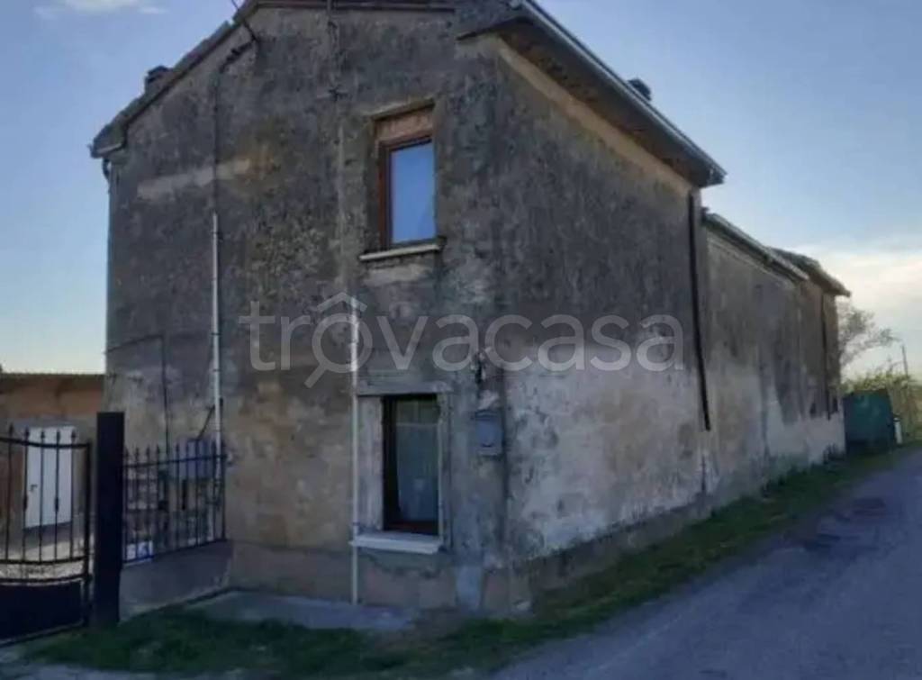 casa indipendente in vendita a San Benedetto Po