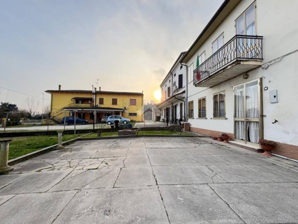 casa indipendente in vendita a San Benedetto Po in zona Bardelle/Camatta