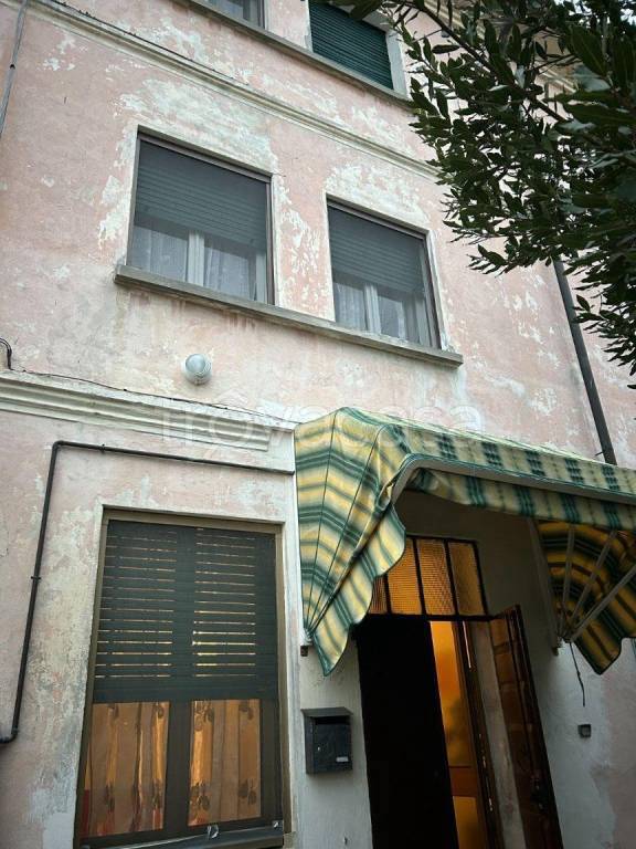 casa indipendente in vendita a San Benedetto Po in zona Gorgo