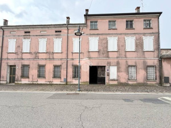 casa semindipendente in vendita a San Benedetto Po