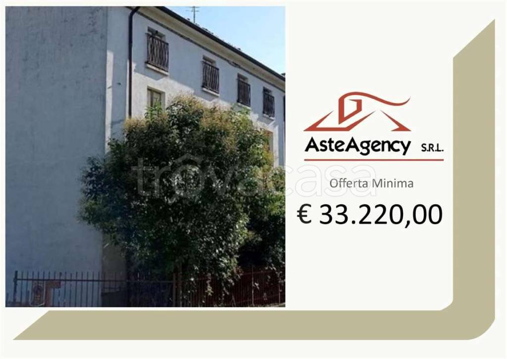 casa indipendente in vendita a San Benedetto Po