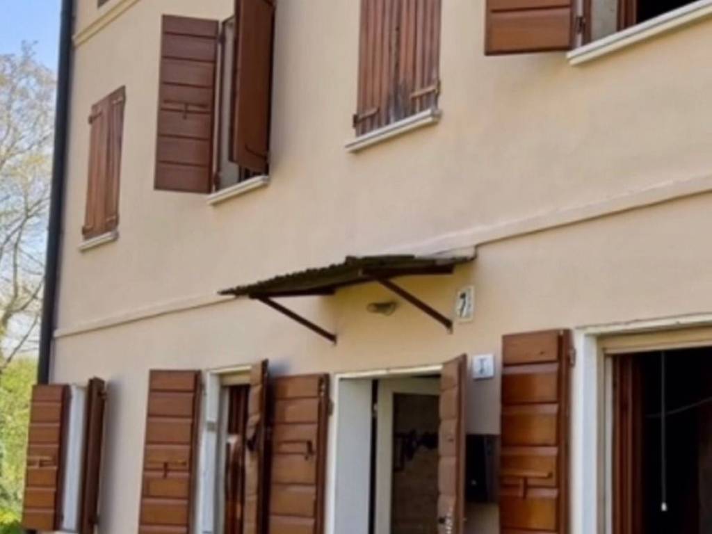 casa indipendente in vendita a San Benedetto Po in zona Mirasole