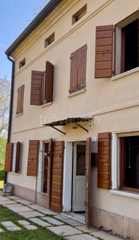 casa indipendente in vendita a San Benedetto Po in zona Mirasole