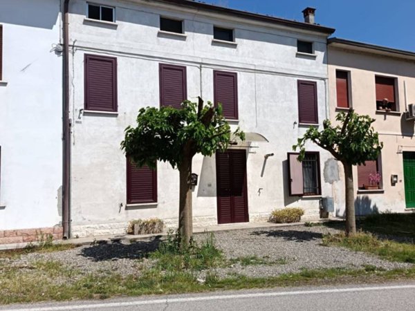 casa indipendente in vendita a San Benedetto Po in zona Mirasole