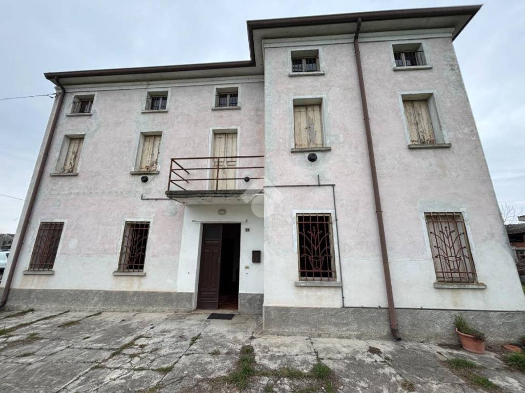 casa indipendente in vendita a San Benedetto Po in zona San Siro