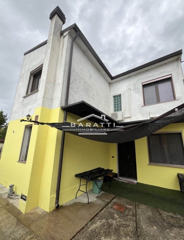casa indipendente in vendita a San Benedetto Po in zona Gorgo
