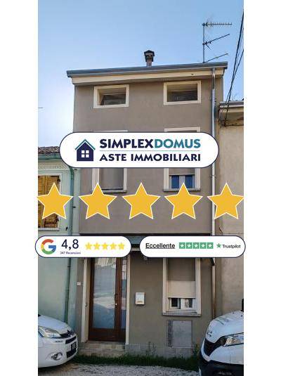 casa indipendente in vendita a San Benedetto Po in zona Gorgo