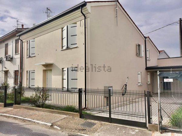 casa indipendente in vendita a San Giacomo delle Segnate