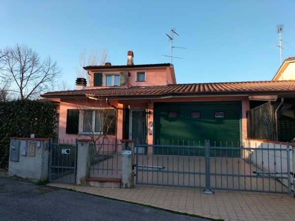 casa indipendente in vendita a San Giacomo delle Segnate