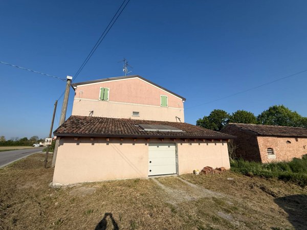 casa indipendente in vendita a San Giacomo delle Segnate