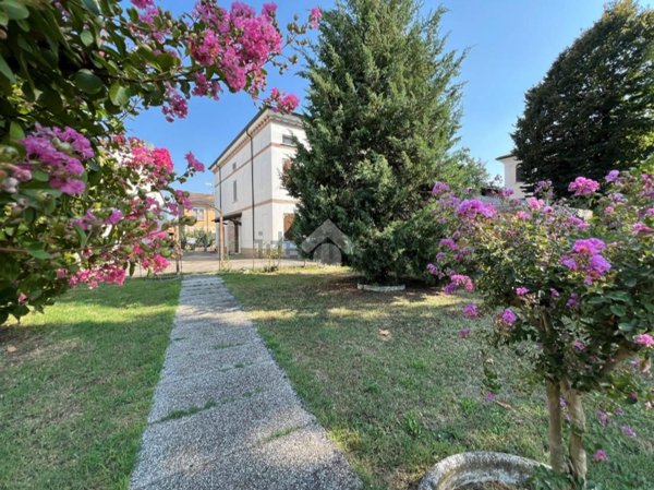 casa semindipendente in vendita a San Giacomo delle Segnate