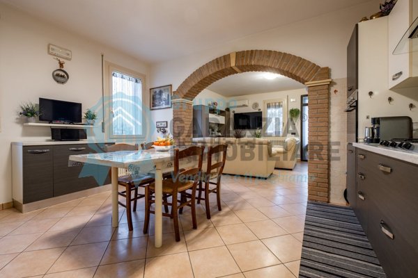 casa indipendente in vendita a San Giacomo delle Segnate