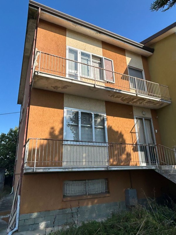 casa indipendente in vendita a San Giacomo delle Segnate