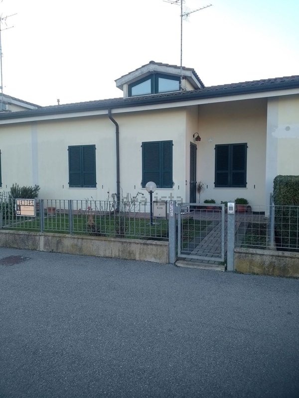 casa indipendente in vendita a San Giacomo delle Segnate