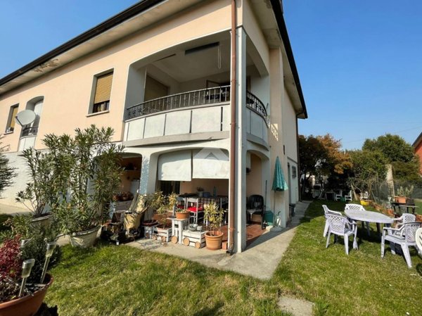 casa indipendente in vendita a San Giorgio Bigarello in zona Bigarello