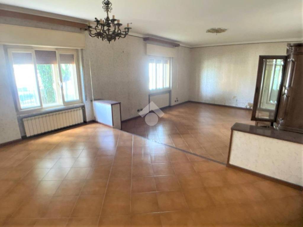 appartamento in vendita a San Giorgio Bigarello in zona Caselle