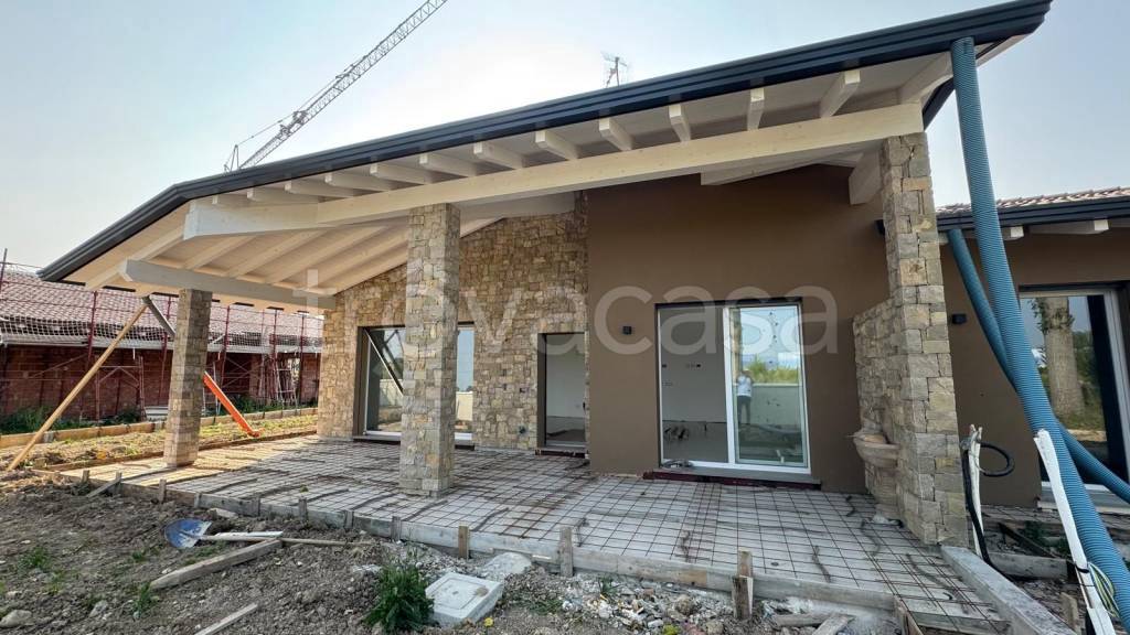 casa indipendente in vendita a San Giorgio Bigarello