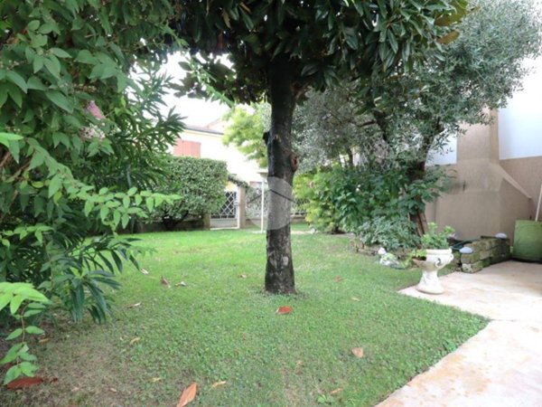 casa indipendente in vendita a San Giorgio Bigarello