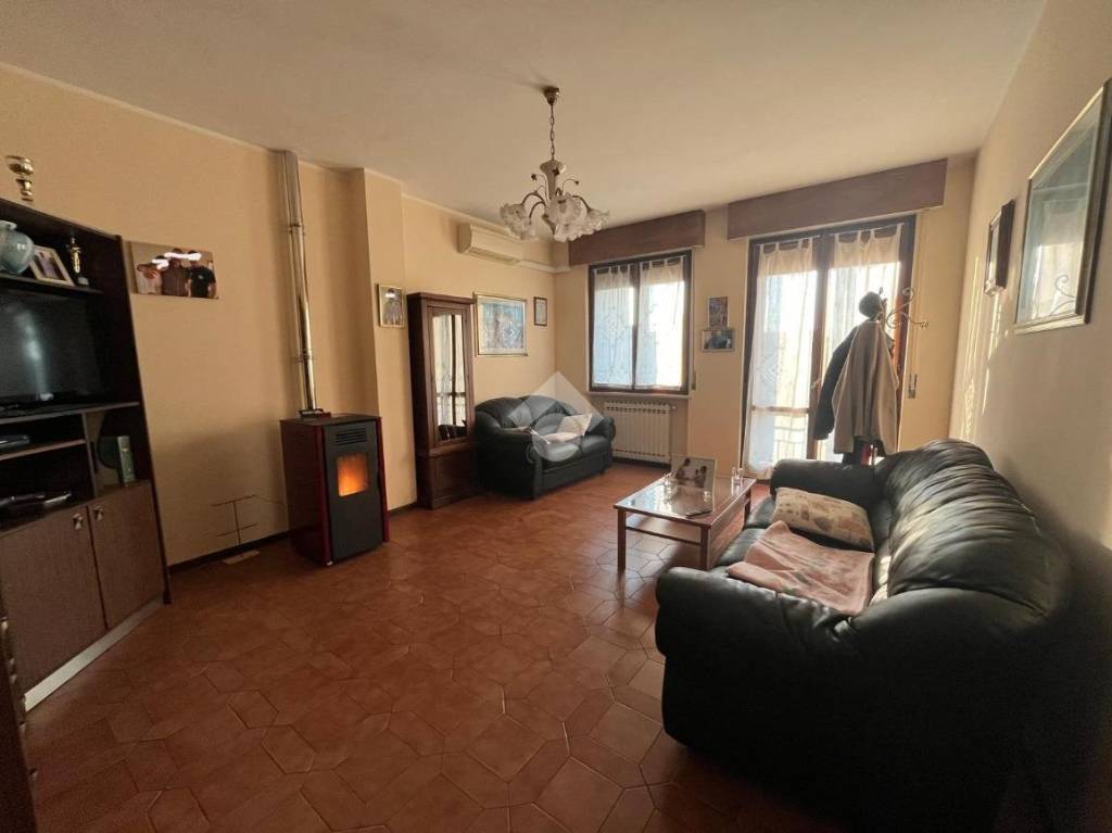 appartamento in vendita a San Giorgio Bigarello in zona Villanova De Bellis