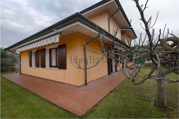 casa indipendente in vendita a San Giorgio Bigarello