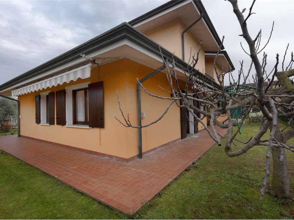 casa indipendente in vendita a San Giorgio Bigarello
