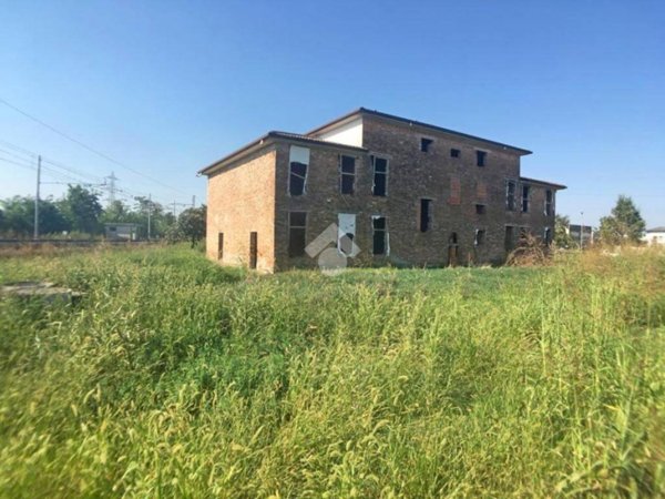 casa indipendente in vendita a San Giorgio Bigarello in zona Mottella