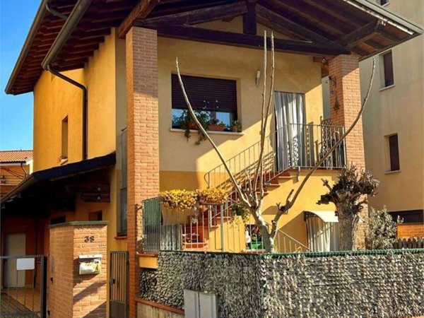 casa indipendente in vendita a San Giorgio Bigarello