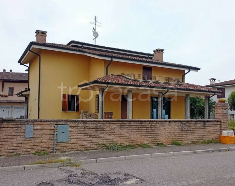 casa indipendente in vendita a San Giorgio Bigarello